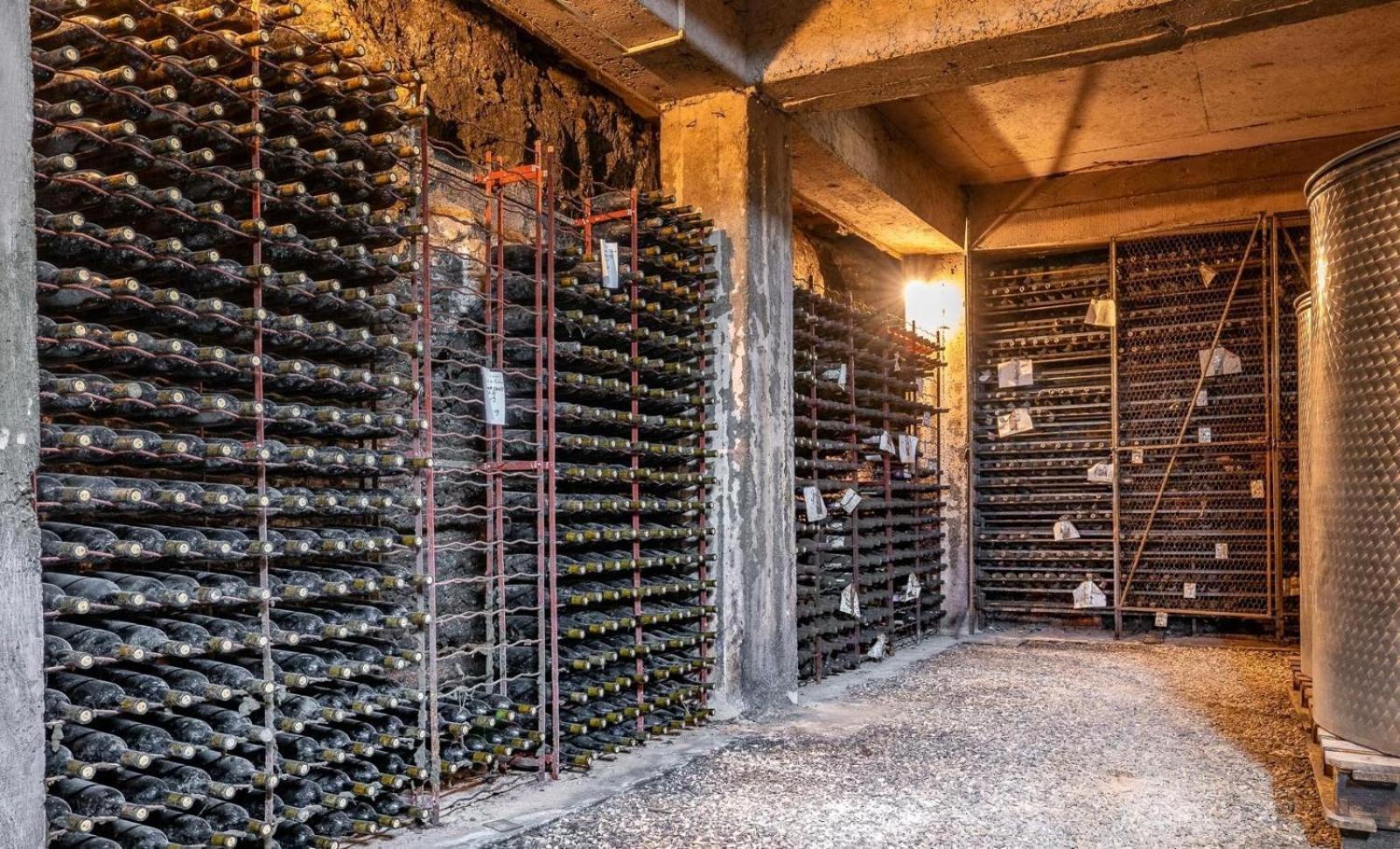 Domeniile Clos Des Colombes Douăzeci şi Trei August 외부 사진